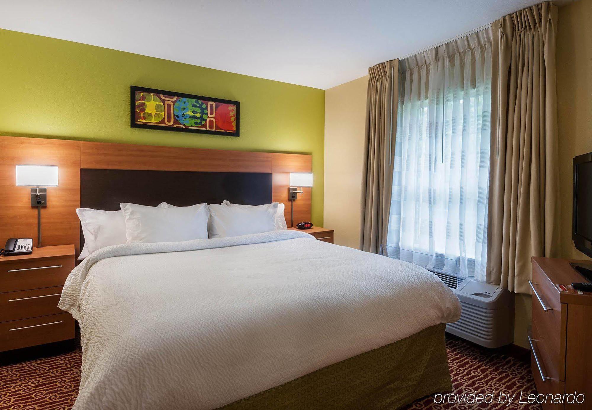 Towneplace Suites By Marriott Baton Rouge South Экстерьер фото